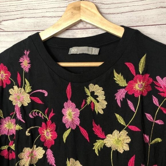 ASOS Embroidered Floral Short Sleeve Top 8 - Picture 3 of 3